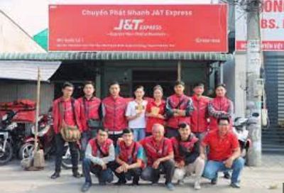 CÔNG TY CHUYỂN PHÁT NHANH J&T 