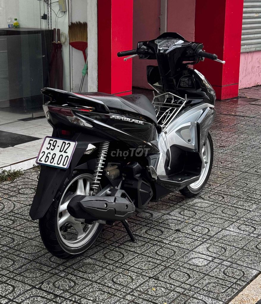 Honda Air Blade 125 2016 Черный глянцевый держатель bstp 9