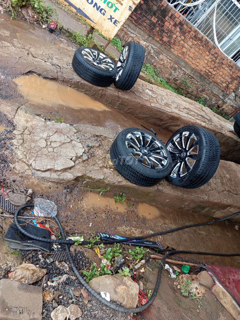 Bán mâm lốp kiểu. Mua bán Phụ tùng xe tại Huyện Đắk Mil Đắk Nông được đăng bởi  TÂN ĐẠI PHÁT Solutions  hình 2