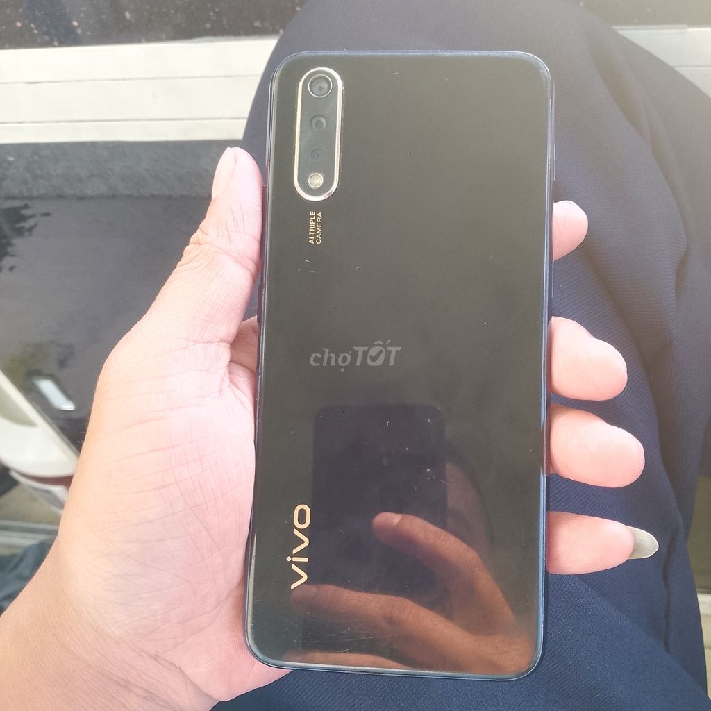 Vivo S1 6GB/128GB Đen. Mua bán Điện thoại tại Huyện Bến Lức Long An được đăng bởi Khiêm Bui hình 1