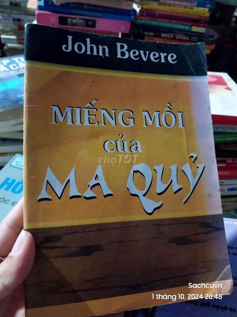 Miếng Mồi Của Ma Quỷ  (Bán 40k )