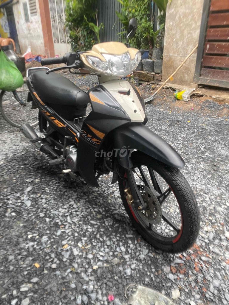 xe sirius hàn quốc bánh mân máy êm có đẽe. Mua bán Xe máy tại Quận 3 Tp Hồ Chí Minh được đăng bởi Phạm thanh Trí  hình 4