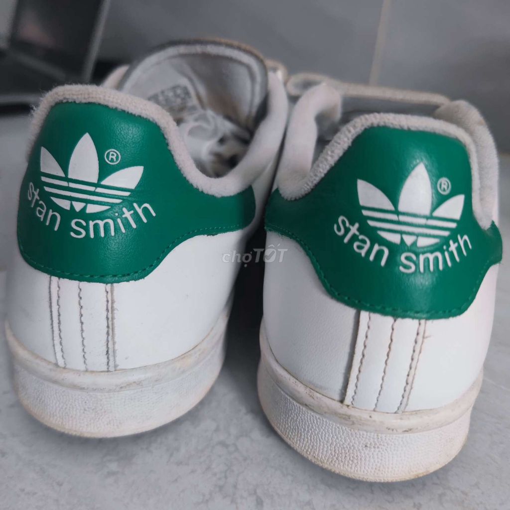 Giày Adidas Stan Smith chính hãng . Mua bán Giày dép tại Thành phố Thủ Đức Tp Hồ Chí Minh được đăng bởi Nghĩa Tiệm Đồ Nhỏ hình 1