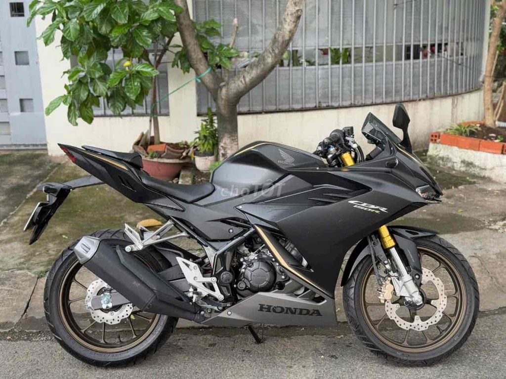 Honda CBR150r 2024 odo 380km. Mua bán Xe máy tại Quận 6 Tp Hồ Chí Minh được đăng bởi Quang Rambo  hình 2