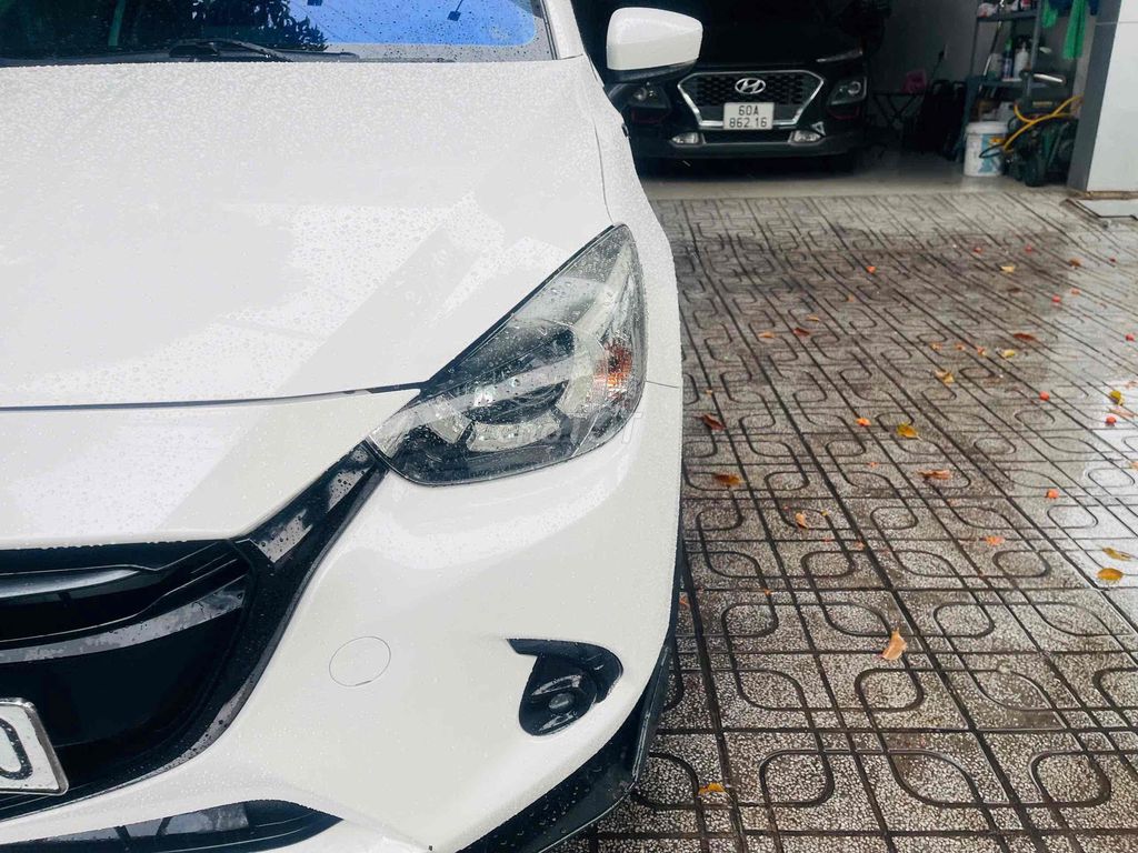 Mazda 2 2019 Premium Sedan - 65000 km. Mua bán Ô tô tại Thành phố Biên Hòa Đồng Nai được đăng bởi Kiên Ford hình 2