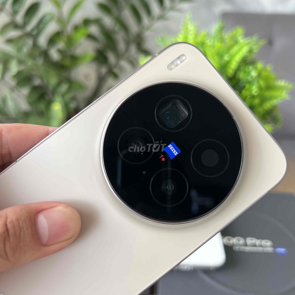 X300 Pro 16/512gb Gold chính hãng Việt Nam. Mua bán Điện thoại tại Thành phố Thủ Đức Tp Hồ Chí Minh được đăng bởi Văn Giang hình 1
