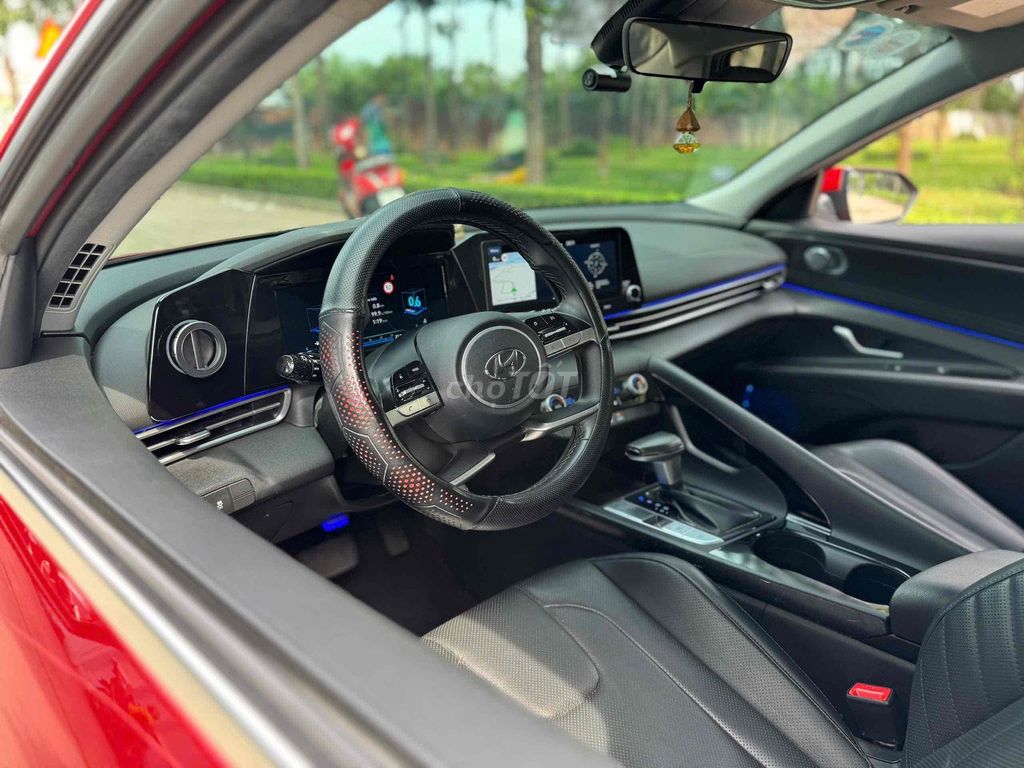 Hyundai Elantra 2023 1.6 AT Đỏ 60000 km. Mua bán Ô tô tại Quận Gò Vấp Tp Hồ Chí Minh được đăng bởi Trọng Thức hình 4