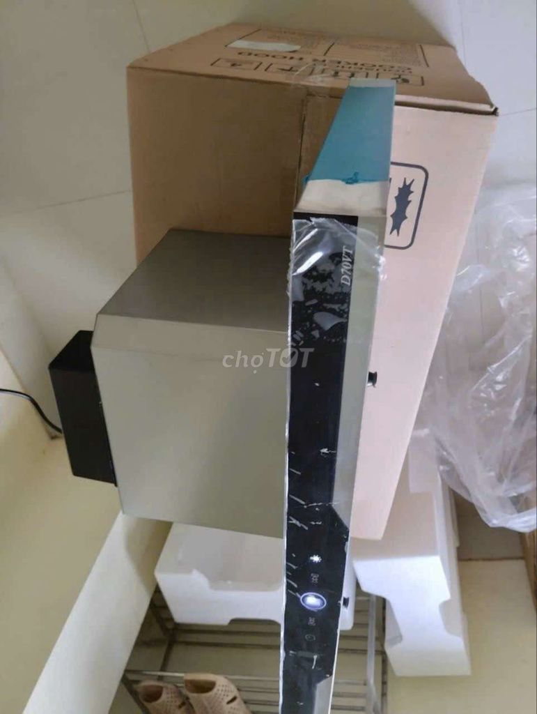 Xả tổng kho hút mùi và bếp từ. Mua bán Bếp, lò, đồ điện nhà bếp tại Huyện Thanh Trì Hà Nội được đăng bởi viethung hình 1