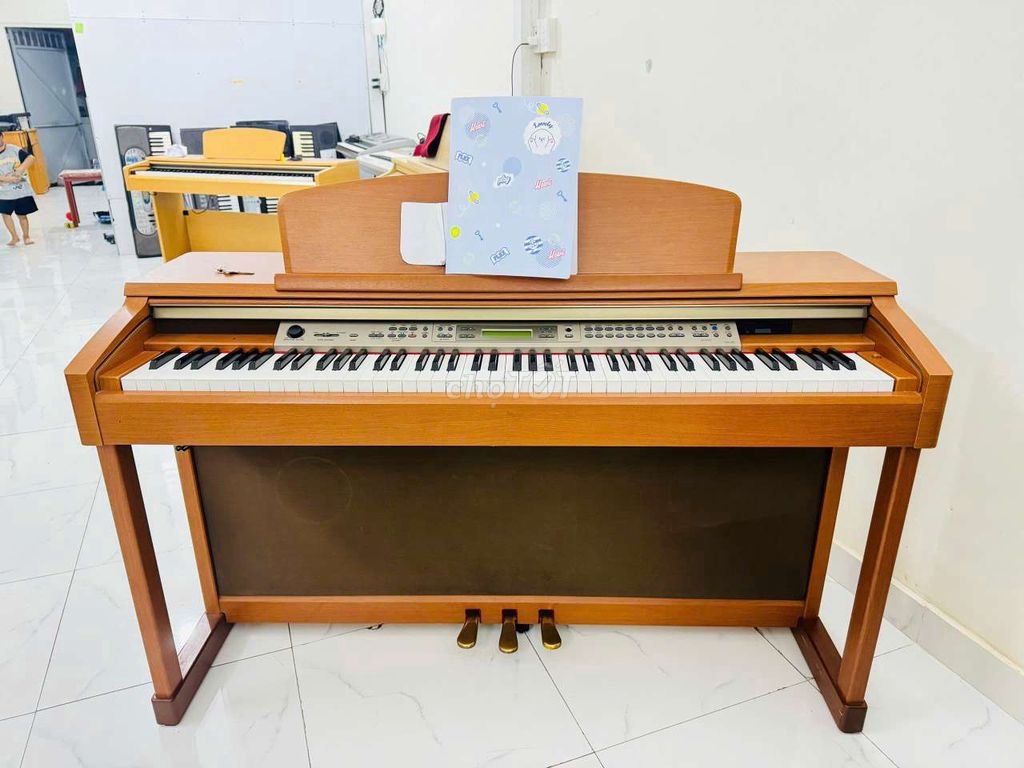 Piano điện Yamaha CLP 170C giá gốc đầu tháng