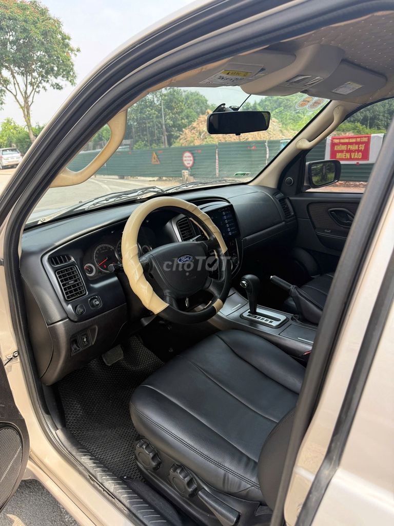 Cần bán chiếc Escape 2010 xe đẹp. Mua bán Ô tô tại Quận Bắc Từ Liêm Hà Nội được đăng bởi Công trương hình 6