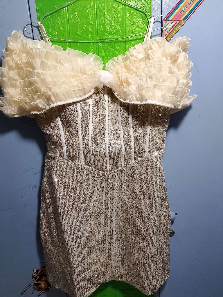 Đầm thiết kế nữ size L màu kem. Mua bán Quần áo tại Huyện Bình Chánh Tp Hồ Chí Minh được đăng bởi Kim thảo hình 3