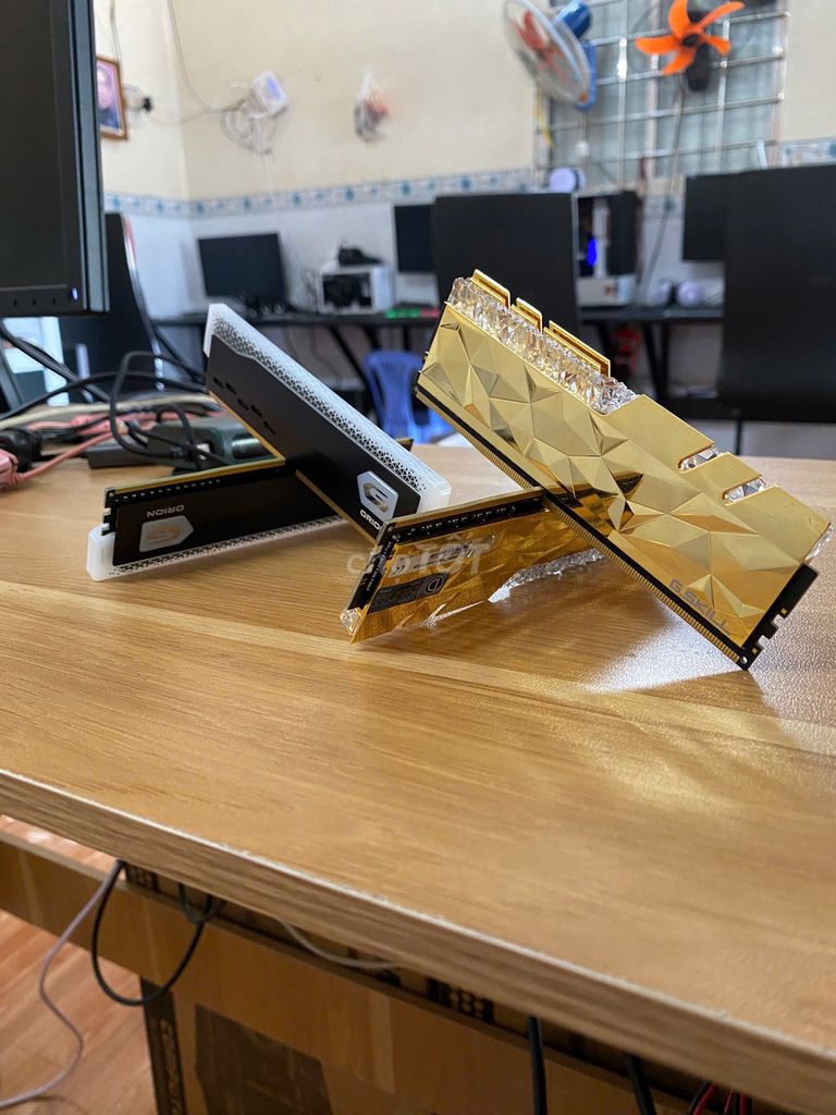 Ram Trident Z Royal Gold 1tr2, Ram GEIL Orion 800k. Mua bán Linh kiện (RAM, Card...) tại Huyện Chợ Mới An Giang được đăng bởi Vi Tính Phát Tài hình 1
