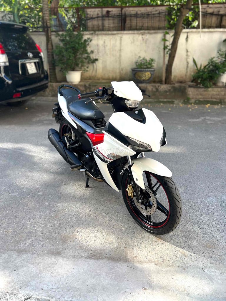 Xe Máy Anh Thao Exciter 155cc màu trắng đỏ. Mua bán Xe máy tại Quận Cầu Giấy Hà Nội được đăng bởi shop xe may cũ anh thao hình 5