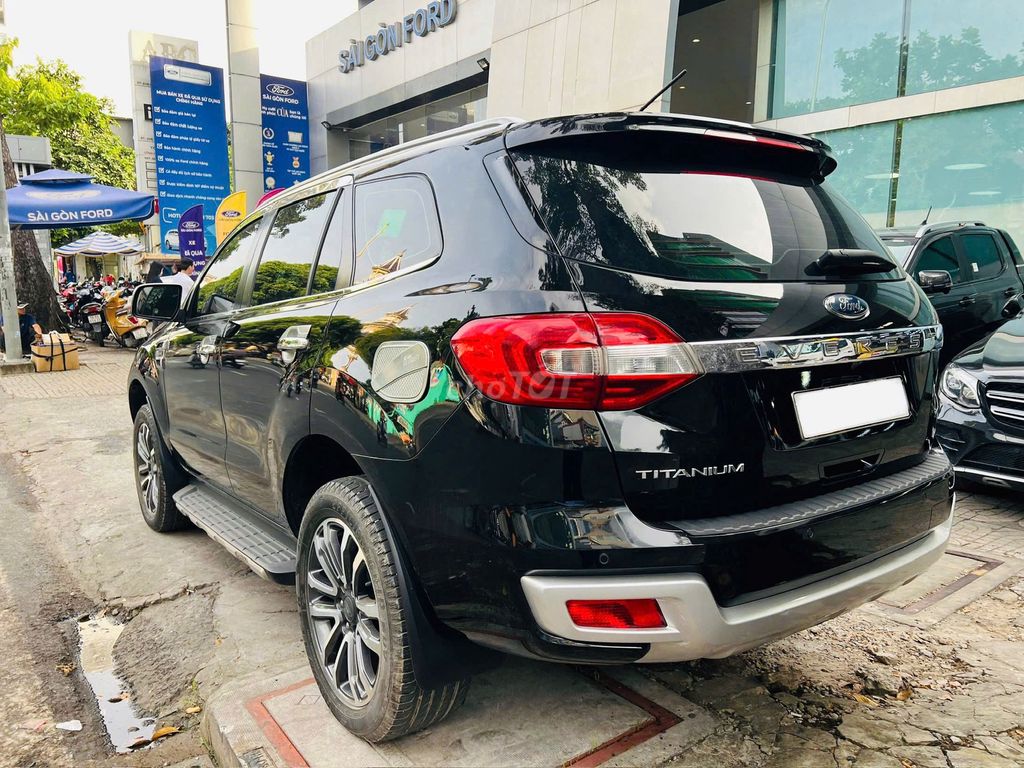 Ford Everest 2019 Titanium 2.0L 4x2 AT - 37000 km. Mua bán Ô tô tại Quận Tân Phú Tp Hồ Chí Minh được đăng bởi Trần Hoàng Long hình 17