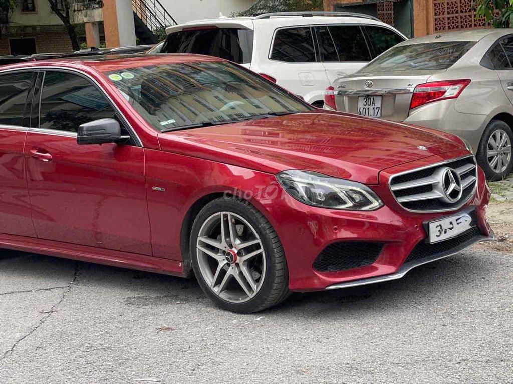 Mercedes Benz E Class 2015 E250 AMG - 105000 km. Mua bán Ô tô tại Quận Hoàng Mai Hà Nội được đăng bởi Mr Hung hình 1
