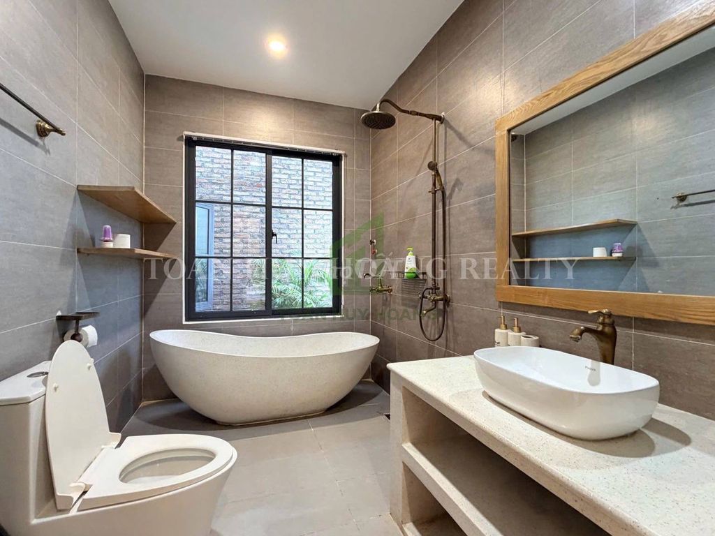Pool villa with rooftop terrace near Thuận Phước bridge — photo 7