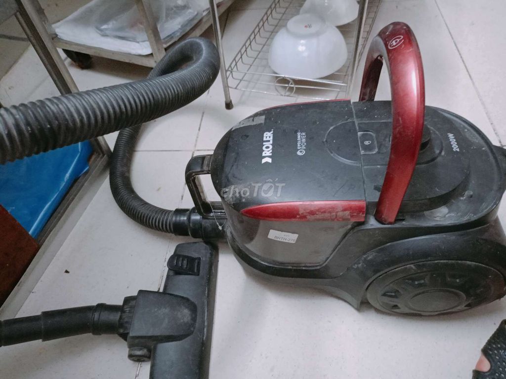 Máy hút bụi Roler Đen đỏ. Mua bán Thiết bị vệ sinh, nhà tắm tại Quận Bắc Từ Liêm Hà Nội được đăng bởi Đỗ Thành hình 1