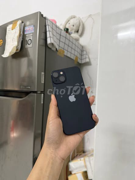 Apple iPhone 13 128GB Đen Quốc tế. Mua bán Điện thoại tại Quận 1 Tp Hồ Chí Minh được đăng bởi Hội Đồ Điện Tử hình 1
