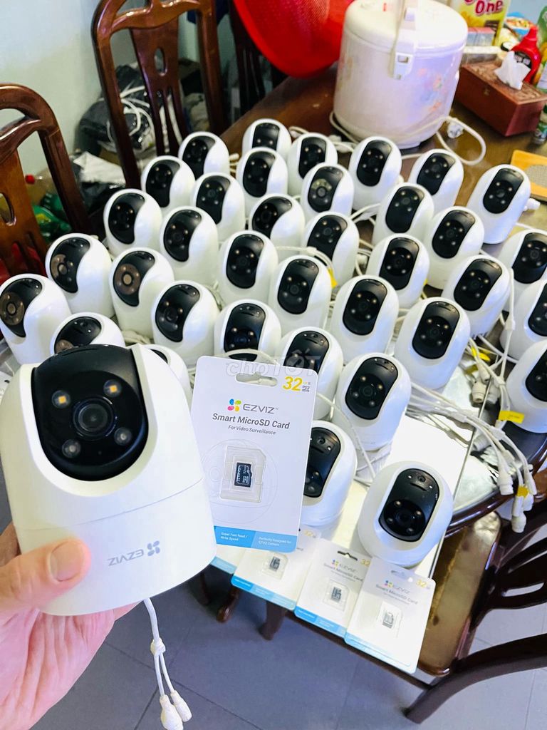 Camera wifi EZVIZ H8C 2mp Hàng cũ đã qua sử dụng . Mua bán Máy ảnh, Máy quay tại Quận Bắc Từ Liêm Hà Nội được đăng bởi Nam  hình 1