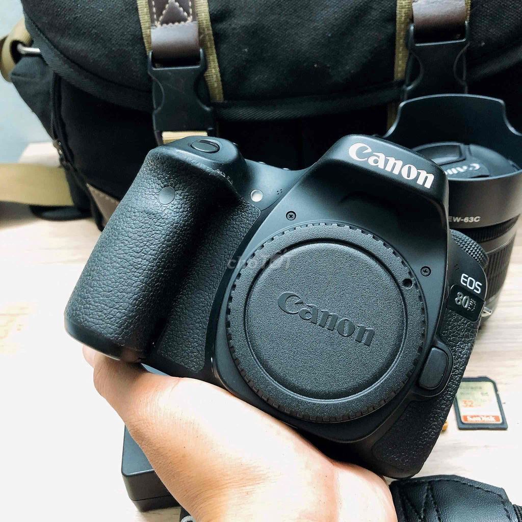Canon 80D và Lens Sigma 17-50 f2.8
