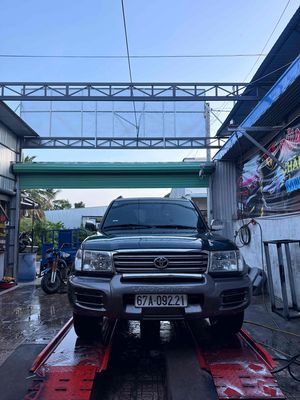 Toyota Land Cruiser 2002 Xanh