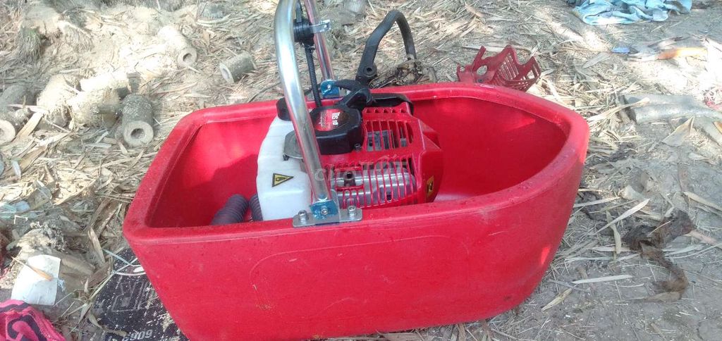 bơm thuyền tưới cây cho bác không rờm rà dễ sửdụng. Mua bán Nội thất, đồ gia dụng khác tại Huyện Vĩnh Lợi Bạc Liêu được đăng bởi Lam Tien hình 1