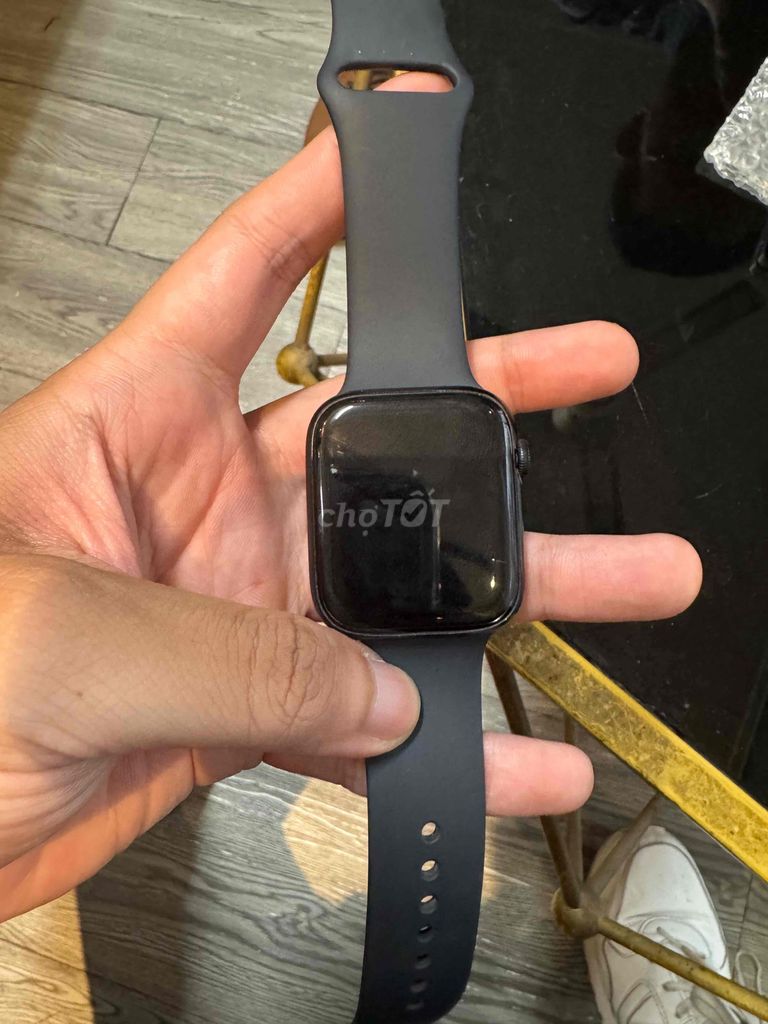 Apple Watch SE 2 Đen. Mua bán Thiết bị đeo thông minh tại Quận Hà Đông Hà Nội được đăng bởi Nguyễn Duy Khoa hình 1