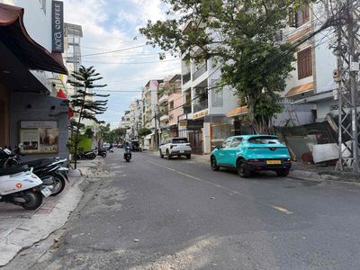 Rent · 3 bd · 312 м² · Thành phố Nha Trang, ул. Mạc Đỉnh Chi