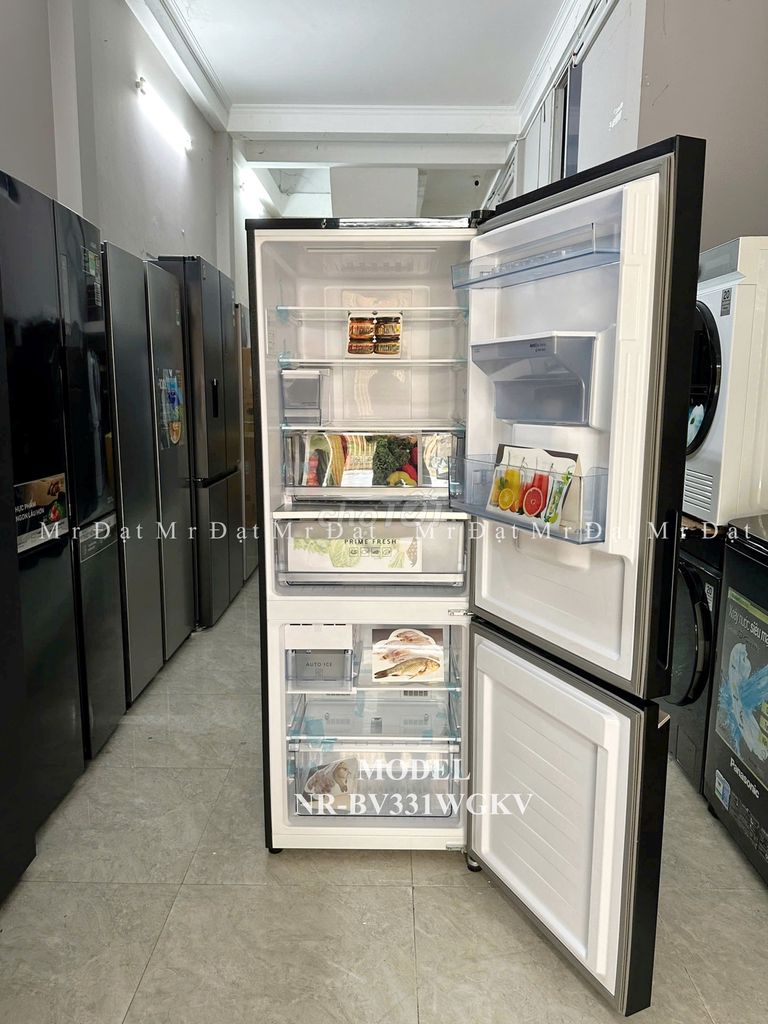 Tủ lạnh. Inverter 300 lít. PANASONIC. NR-BV331WGKV. Mua bán Tủ lạnh tại Quận 8 Tp Hồ Chí Minh được đăng bởi Trần Thiện Đạt hình 3