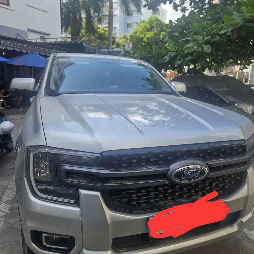 Ford Ranger XLS 4x2AT 2024 Серебристый 39 000 км