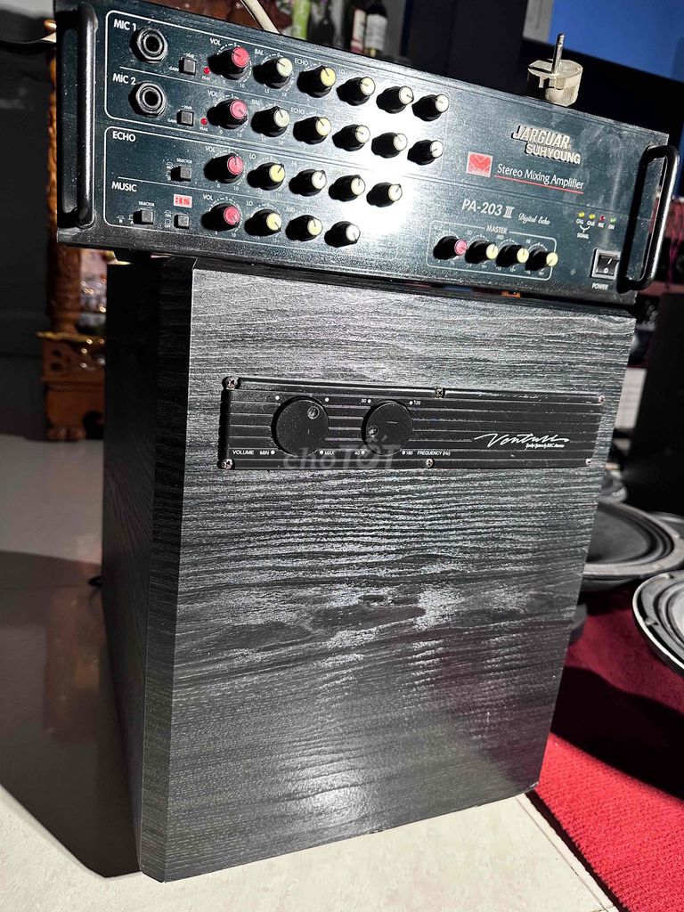 Loa siêu trầm Venturi V-1000 Đen 25cm 120V. Mua bán Tivi, Âm thanh tại Thành phố Biên Hòa Đồng Nai được đăng bởi Nguyễn Phi Long hình 1