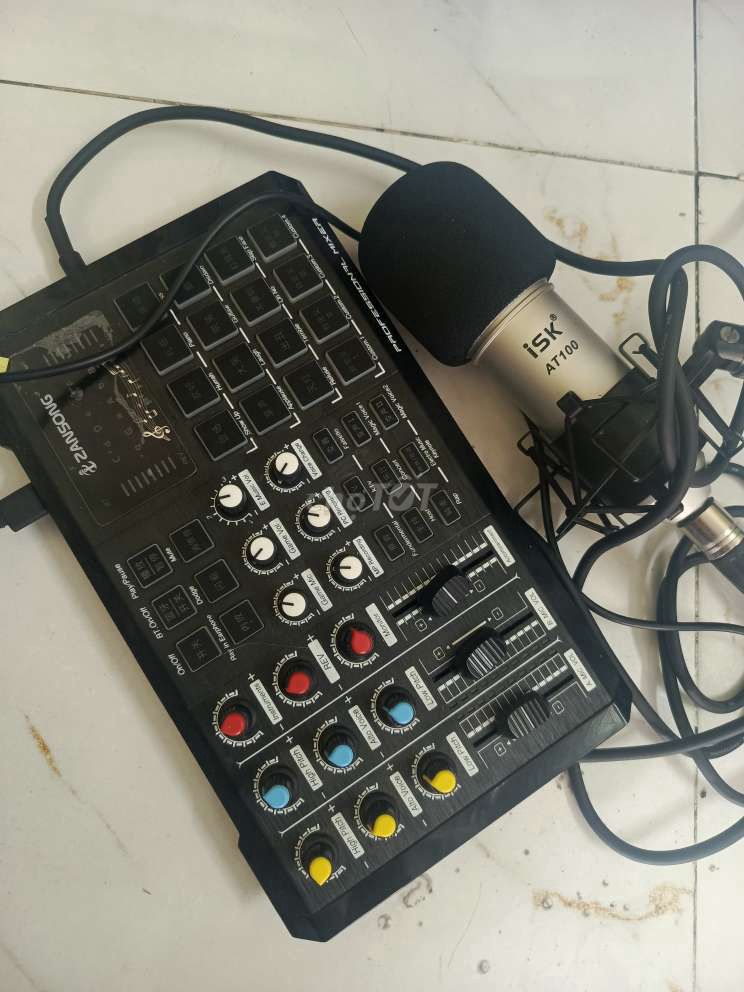 ve chai bộ micro livestream ISK-AT100 và Mixer. Mua bán Tivi, Âm thanh tại Quận 4 Tp Hồ Chí Minh được đăng bởi lân hình 1