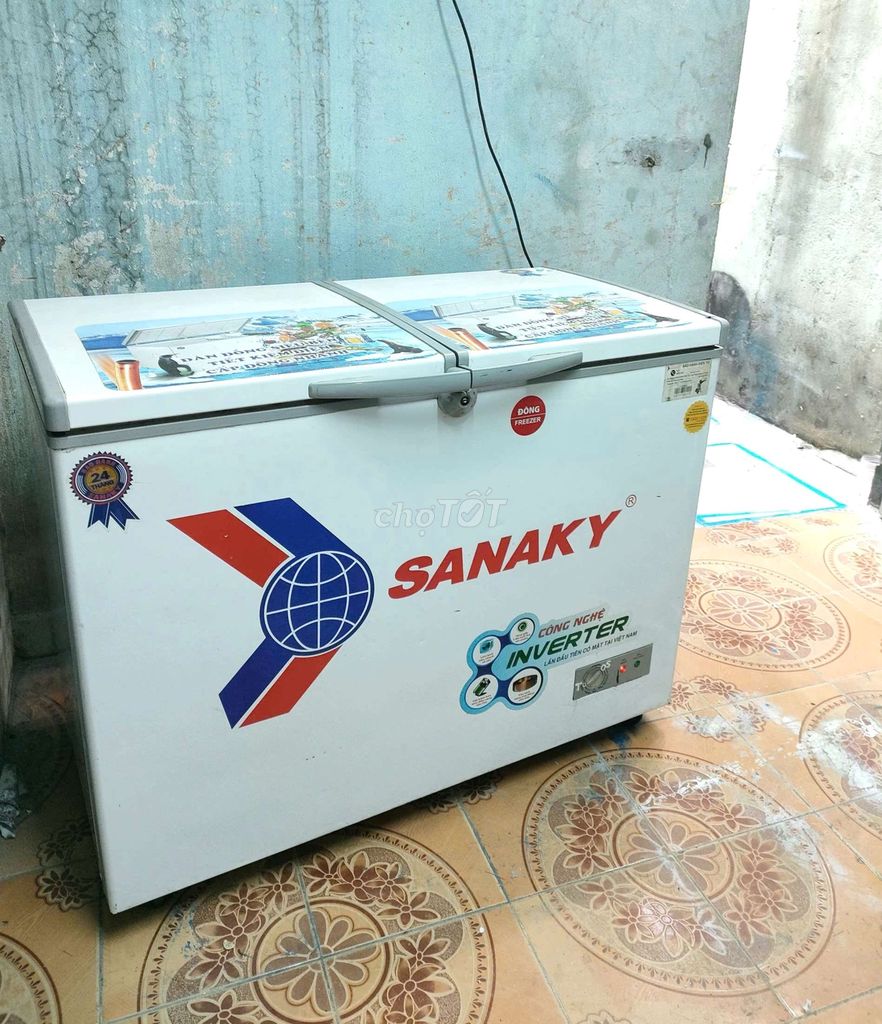 Tủ đông suốt Sanaky Inverter 300l máy móc zin tiết