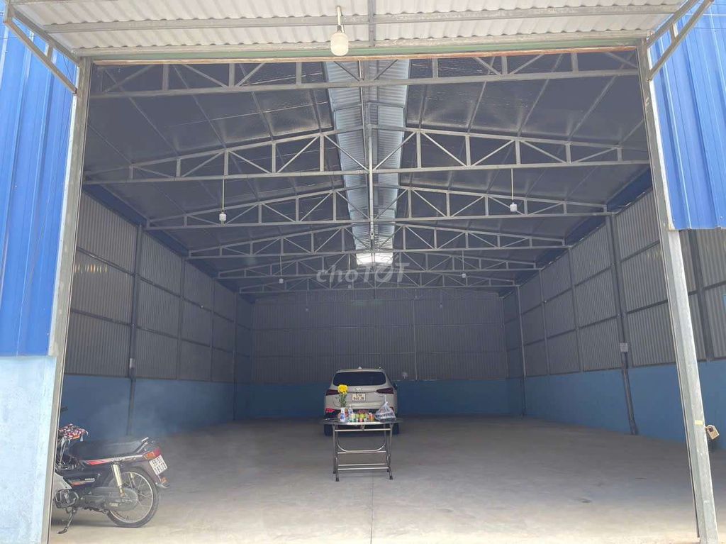 Kho 280m2(12×24) điện 3pha, kho mới p.phước long a, q.9