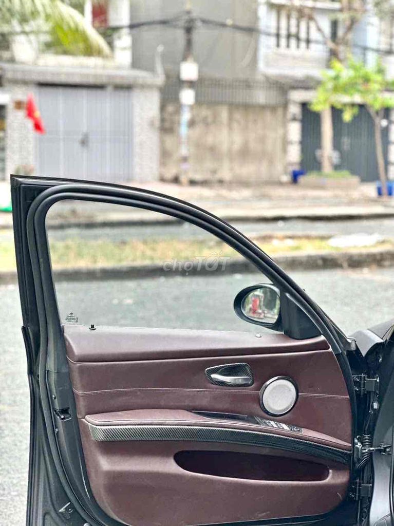 BMW 3 Series ,chính chủ, tuyệt phẩm như xe tiền ty. Mua bán Ô tô tại Quận Tân Bình Tp Hồ Chí Minh được đăng bởi thành lương hình 11