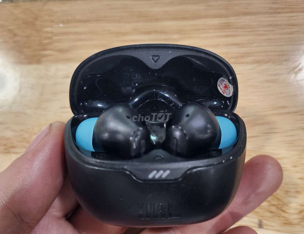 Tai nghe JBL Tune Đen. Mua bán Tivi, Âm thanh tại Huyện Kim Động Hưng Yên được đăng bởi Ngoc hình 1