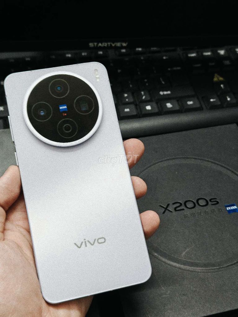 Vivo X200S 12GB/256GB Bạc. Mua bán Điện thoại tại Quận Hà Đông Hà Nội được đăng bởi Tài hình 1