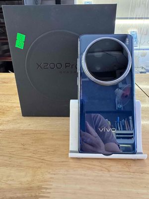 Vivo X200 Pro 12/ 256GB fullbox đẹp 99% pin 99%
