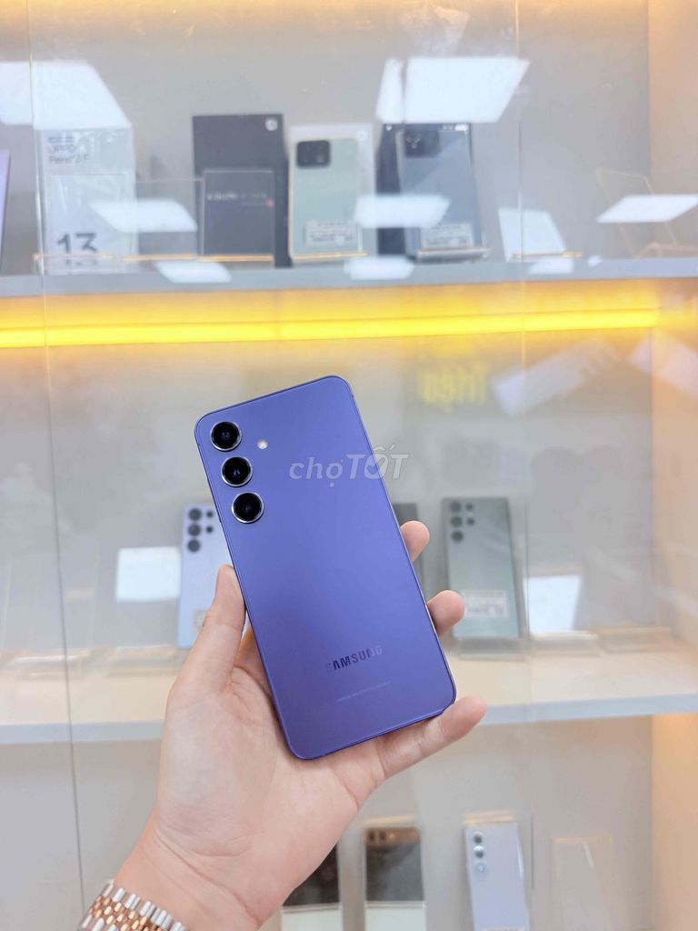 SAMSUNG S24-8/512G-5G 2Sim-Exynos 2400-Đẹp. Mua bán Điện thoại tại Thành phố Biên Hòa Đồng Nai được đăng bởi Mobile Di Động Biên Hoà hình 1