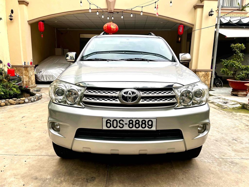 Toyota Fortuner 2.7V 4*4 2010.Xe gia đình rất đẹp. Mua bán Ô tô tại Quận 7 Tp Hồ Chí Minh được đăng bởi Thanh Bình Land hình 3