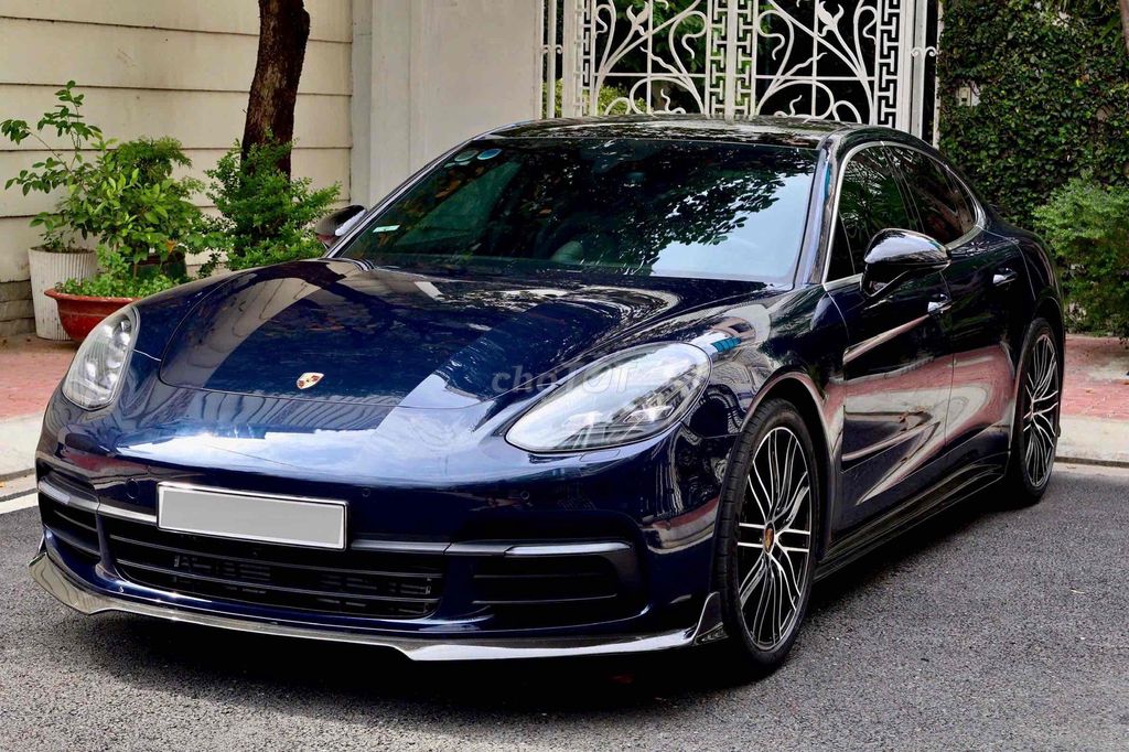 Porsche Panamera 3.0 V6 model 2018. Mua bán Ô tô tại Quận 8 Tp Hồ Chí Minh được đăng bởi Khoa nguyễn hình 3