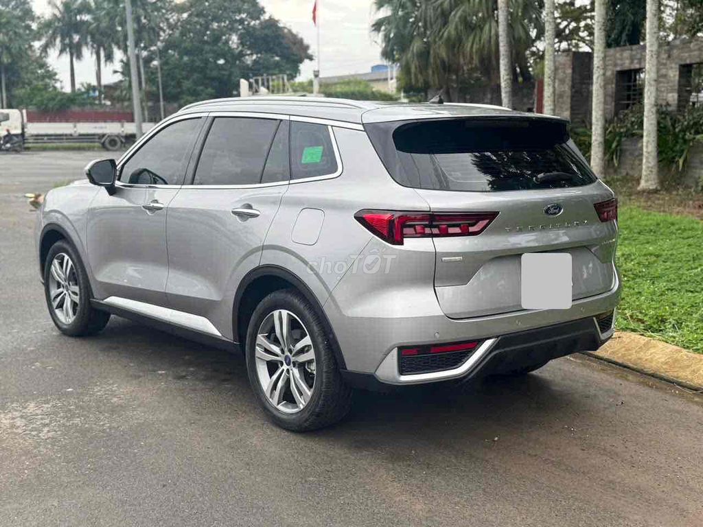 Ford Territory 2025 Titanium X 1.5 AT - 7000 km. Mua bán Ô tô tại Quận 3 Tp Hồ Chí Minh được đăng bởi Duy Vỹ hình 3