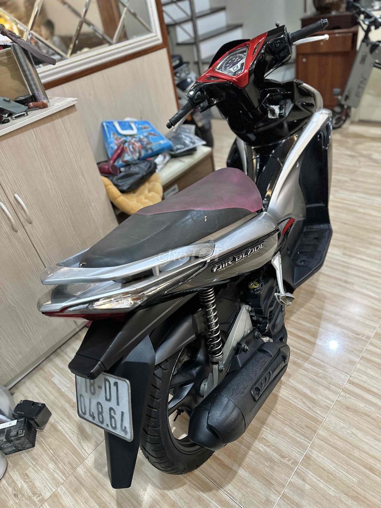 honda Ab máy zin chất. Mua bán Xe máy tại Thành phố Nam Định Nam Định được đăng bởi xe máy Trần Trung Bil 1988 hình 2