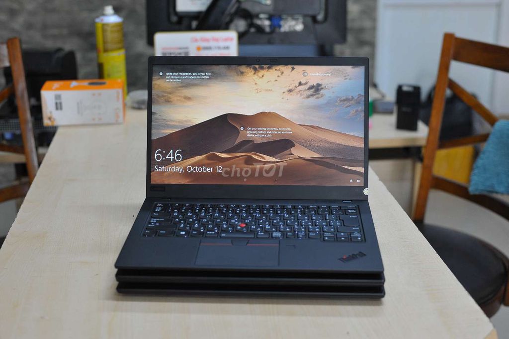 Lenovo ThinkPad x1 carbon i5 gen8 RAM 8 SSD 256