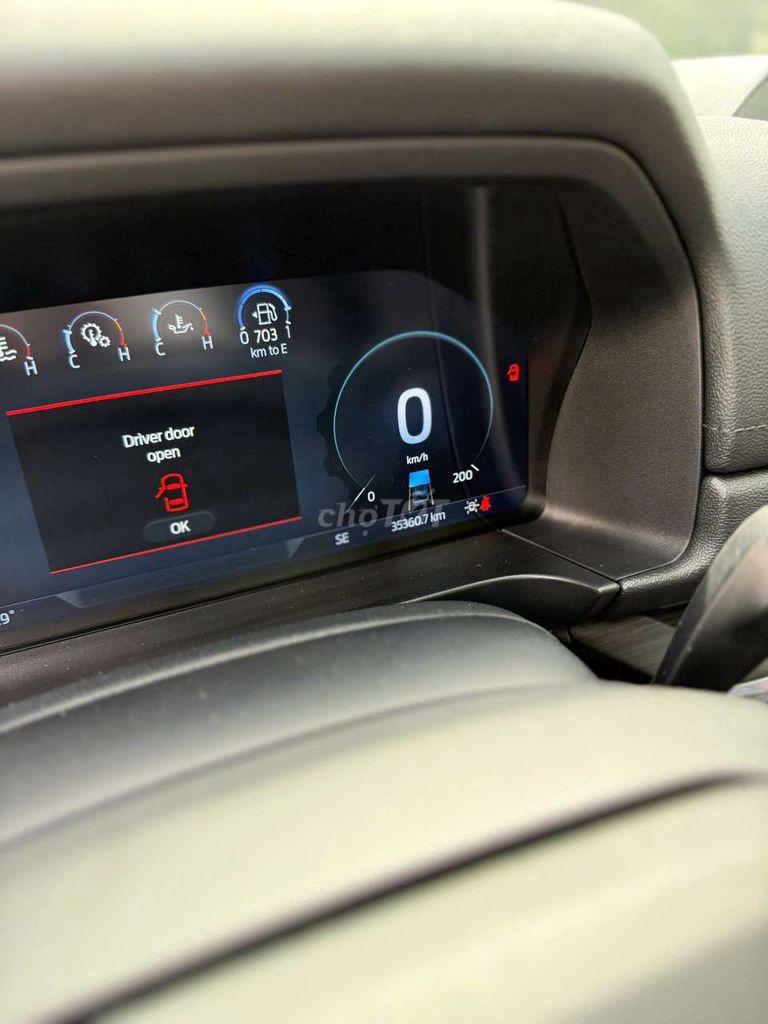 Ford Everest 2023 Titanium 2.0 AT 4x4 - 35000 km. Mua bán Ô tô tại Thành phố Thủ Đức Tp Hồ Chí Minh được đăng bởi VÕ NGỌC HOÀNG hình 14