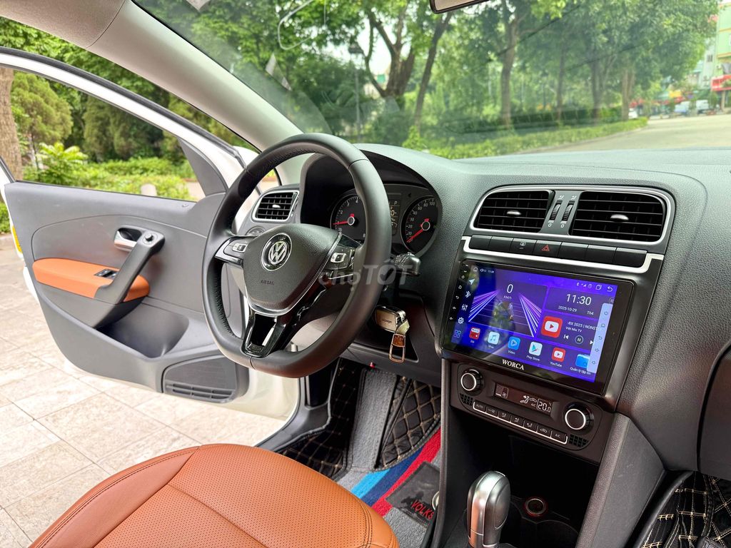 Volkswagen Polo 1.6 AT 2015. Mua bán Ô tô tại Quận Long Biên Hà Nội được đăng bởi Thế Anh hình 8