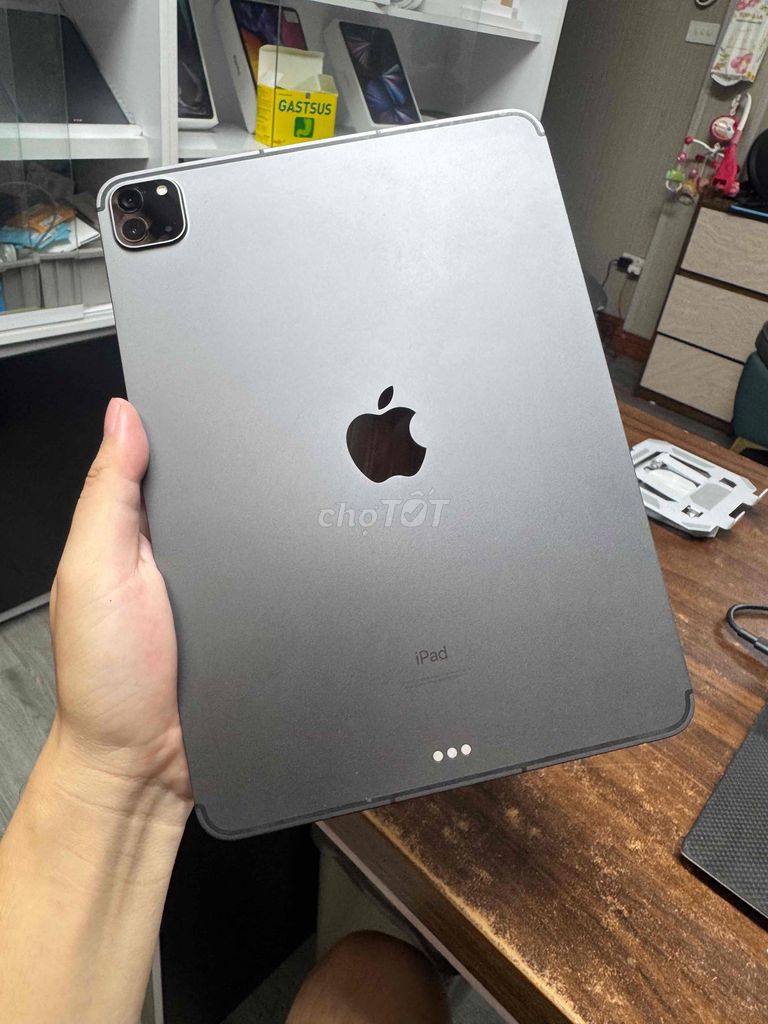 Apple iPad Pro M1 11 inch 512GB. Mua bán Máy tính bảng tại Quận Hoàng Mai Hà Nội được đăng bởi Cảnh Hà  hình 1