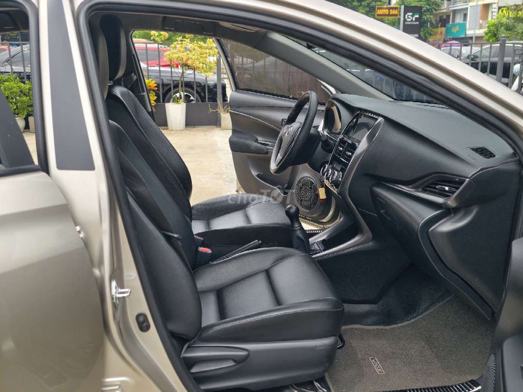 TOYOTA VIOS 2024 SỐ SÀN màu vàng cát. Mua bán Ô tô tại Quận Long Biên Hà Nội được đăng bởi BON AUTO hình 9