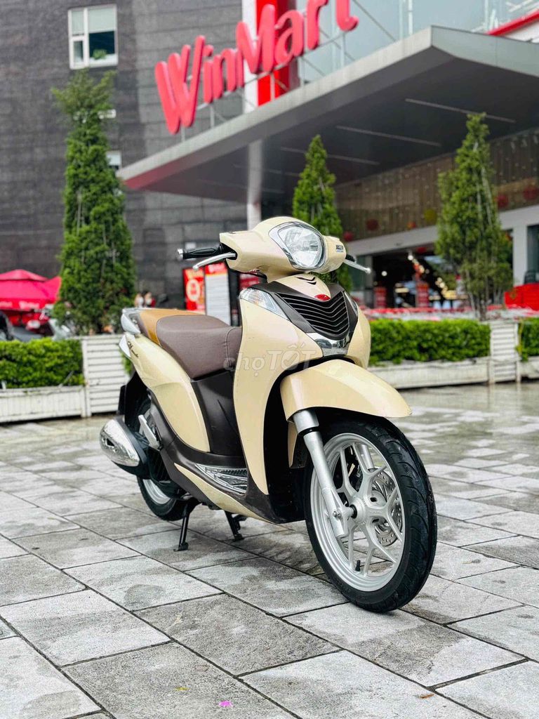 Honda Sh модель 125fi 2016 Золотая машина для окрашивания кремом цинк 100%