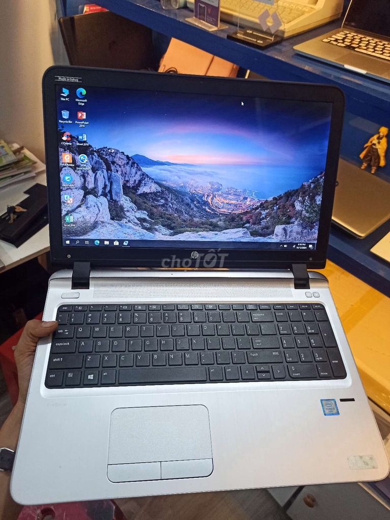 Hp 450g3.Core i5-6200.Ram 8g.ssd 256g.pin 3h